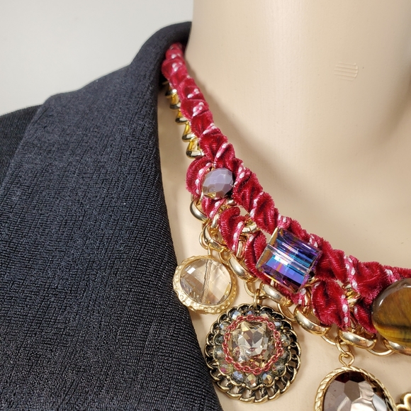 Vintage Beaded Pendant Necklace - Picture 9 of 10